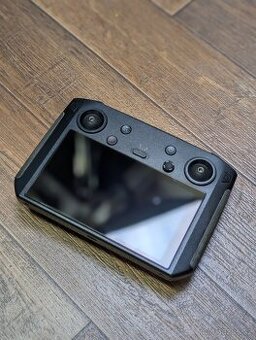 DJI Smart controller - 1