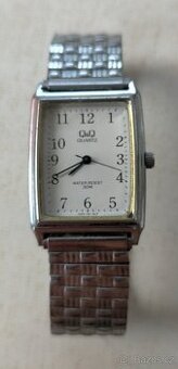 Dámské hodinky QaQ