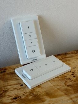 Philips Hue Dimmer Switch v1 (324131137411)