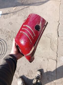 Prsíčka Jawa 550/555