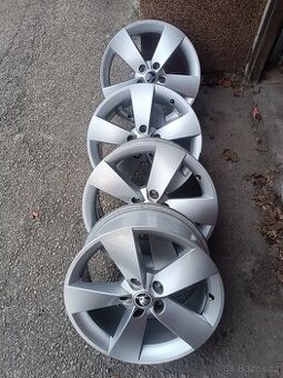 Karoq ALU 17. Ratikon.