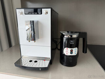 Automatický kávovar Melitta Solo + napěňovač mléka Cremio