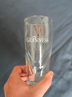 Pivní sklenice Guinness