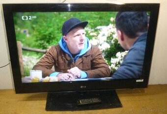 Full HD LCD televize 37 palců LG, nemá DVBT2