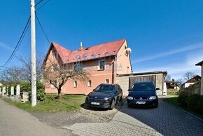 Prodej rodinného domu 204 m2, pozemek 690 m2