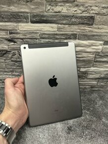 iPad 6 32GB Space Gray se SIM - Čtěte