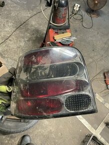 VW Golf 4/MK4 1ks lz světlo
