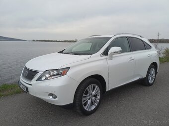 Lexus RX 450h r2011 246tis km, 3,4l 183kwnové STK,tažne