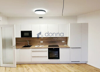 Pronájem bytu 2+kk/B, 66m², ul. Ramonova, Praha 10 - Strašni