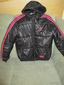 XL-bunda Adidas-pěkná