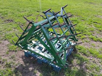 Prodám nesenné brány za traktor 3 M sklopné