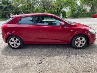 Kia Ceed 1.6 CRDi 85kw, 2008