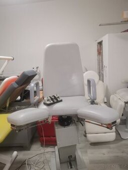 Elektrické Pedikérské křeslo gerlach šedivé 3 motory