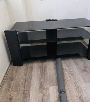 Tv stolek