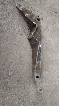 Držák převodovky BMW E30 325ix