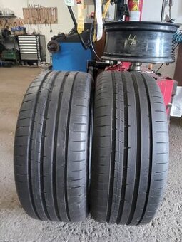 2xletní pneu 225/45/18.Dunlop
