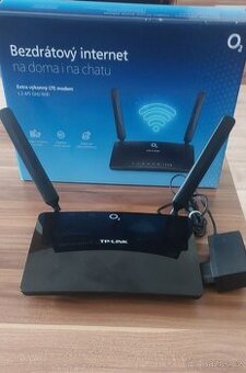 Wifi router TP-LINK Archer MR200 + externí LTE anténa