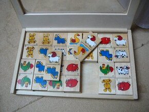 dřevěné barevné domino