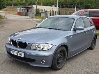 BMW Řada 1, 2,0i ROK 2004 MAX VÝBAVA možné splátky VŠEM