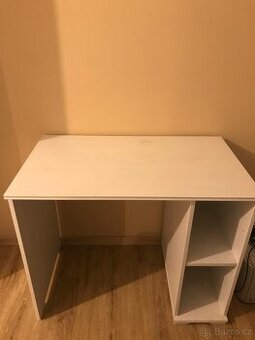 Psaci stul - pouzivany, vhodny k renovaci