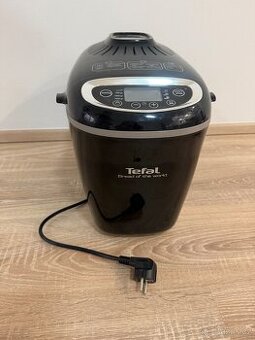 Tefal Domácí pekárna - osobní předání, perfektní stav