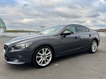 Mazda 6, 2.2 Skyactiv-D 129kW A/T Revolution Top