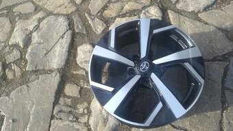 prodám nová al kola 17 5x114,3 na TOYOTA