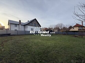 Prodej stavebního pozemku 611 m², Varnsdorf, ulice Školní