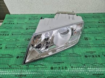 xenonový světlomet Škoda Octavia II levý přední