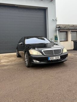 Mercedes Benz w221 S320