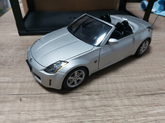 model auta Nissan 350 Z Roadster 1:18 Autoart