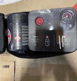 BMW Tirefit vzduchový kompresor na dofouknutí pneumatik