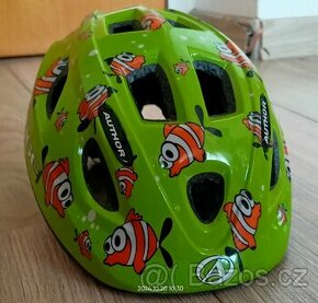 Cyklistická přilba S