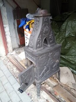 Starožitná litinová kamna Norské zn. Dovre