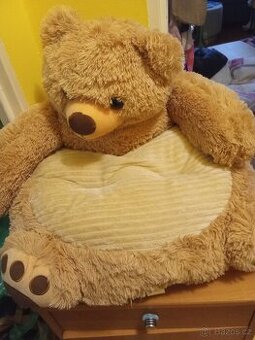 Krásný pelíšek pro malého.prjsja nebo kocicku