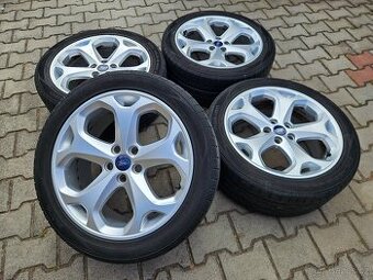 Originální Ford 5x108 letní 235/45/18 - 1