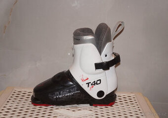 Dětské lyžáky 38 TecnoPro vel. 22,5 (3,5UK ; 35EU), bezvadné