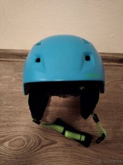 Prodám dětskou chlapeckou lyžařskou helmu Etape