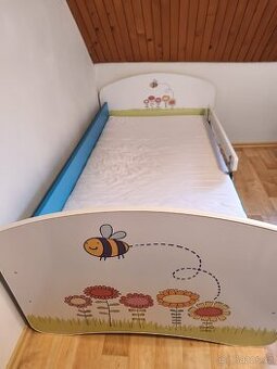 Dětská postel s matrací