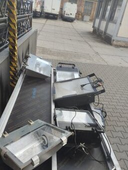 Vodotěsné reflektory vybojkove