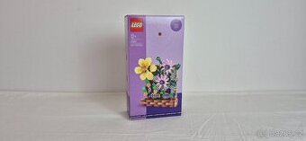 Nové LEGO GWP 40683 Treláž s květinami