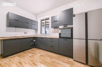 Pronájem Rodinný dům, 160㎡ - 1