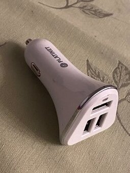 Nabíječka do auta 3x USB port