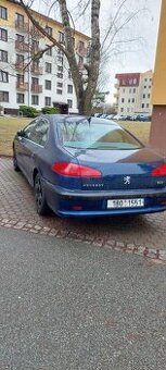 Peugeot 607