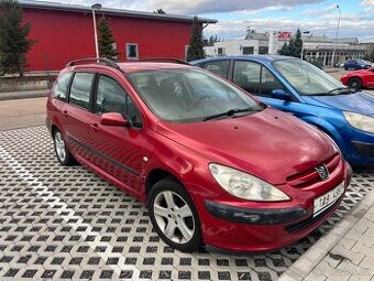 Peugeot 307 SW 1.6i 80KW. Rok 2005. Tažné. Klima