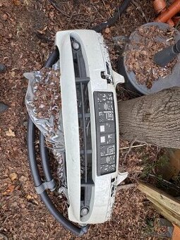 BMW 735 přední nárazník