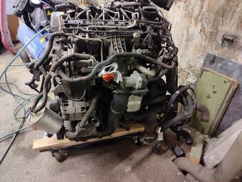 Kompletní motor 1.6 Tdi 55/66 Kw CAY 120.tis.km