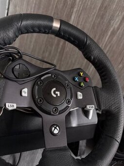 Logitech G920 + pedály + řadící páka – velmi dobrý stav