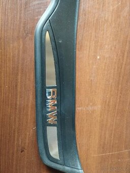 BMW E90/E91 prahová lišta PZ originál