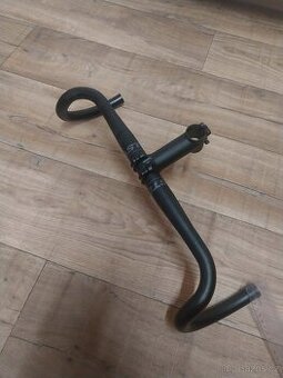 Hliníková řídítka Easton a představec